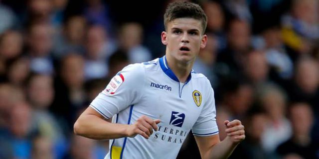 Liverpool Akan Datangkan Bek Leeds United Liverpool Akan Datangkan Bek Leeds United