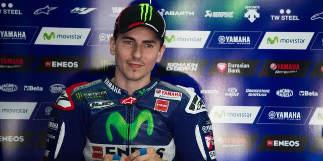 Tolak Suzuka 8 Hours, Lorenzo-Rossi Ingin Ikut Balap Mobil Tolak Suzuka 8 Hours, Lorenzo-Rossi Ingin Ikut Balap Mobil