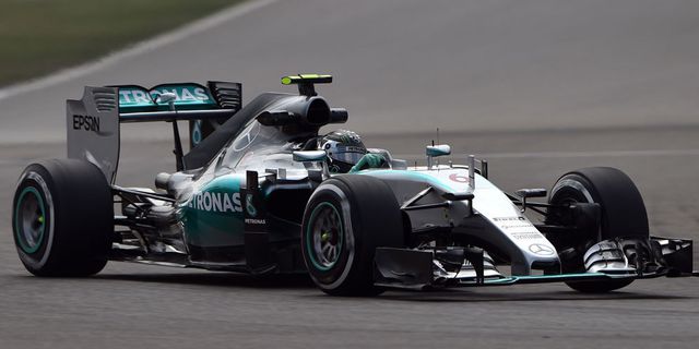 Kecewa Runner Up, Rosberg Puas Kalahkan Vettel