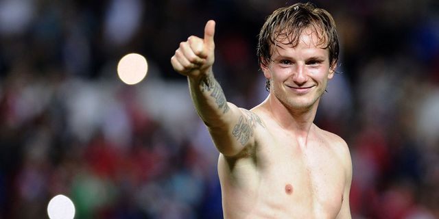 Imbang Lawan Sevilla, Rakitic Marah