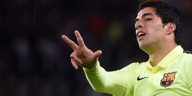 Dua Nutmeg vs Luiz, Dua Gol Indah, Suarez Dipuja Dua Nutmeg vs Luiz, Dua Gol Indah, Suarez Dipuja