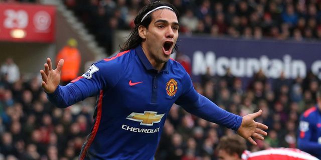 Bacca: Falcao Tak Dipercaya Van Gaal