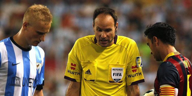 Protes, Leo Messi Dihardik Wasit