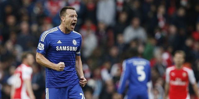 Ferdinand: Terry Pensiun, Chelsea Untung