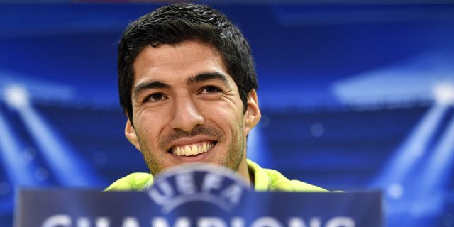 Jelang Bentrok Bayern, Suarez Kejutkan Bocah Penderita Kanker