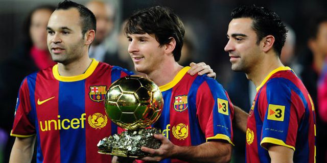 Selain Messi, Moyes Sebut Xavi dan Iniesta Terbaik