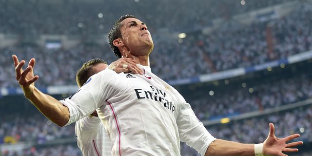 PSG Tawar Ronaldo 125 Juta Euro PSG Tawar Ronaldo 125 Juta Euro