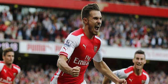 Gelandang Arsenal, Ramsey Dinilai Layak Memperkuat Barcelona