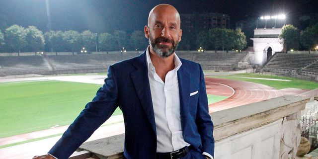 Vialli Minta Juve Parkir Bus Lawan Barca