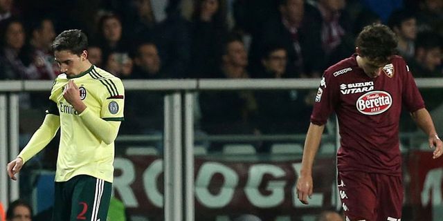 Milan Raja Kartu Merah Serie A 2014/15 Milan Raja Kartu Merah Serie A 2014/15
