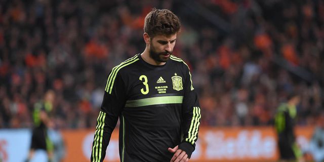 Del Bosque: Cemooh Pique Sama Saja Cemooh Spanyol Del Bosque: Cemooh Pique Sama Saja Cemooh Spanyol
