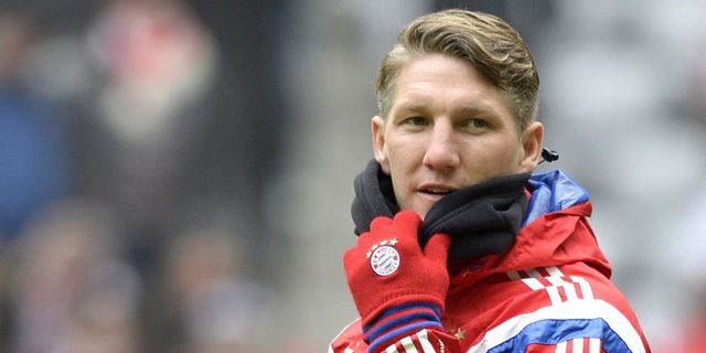 Diincar MU, Schweinsteiger Tak Kunjung Teken Kontrak Baru
