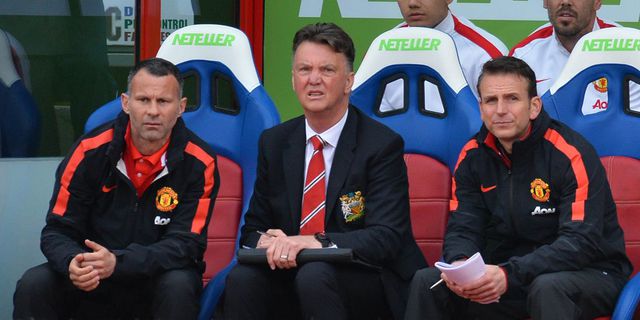 Van Gaal Siapkan Banyak Pemain Muda MU Untuk Pra Musim Van Gaal Siapkan Banyak Pemain Muda MU Untuk Pra Musim