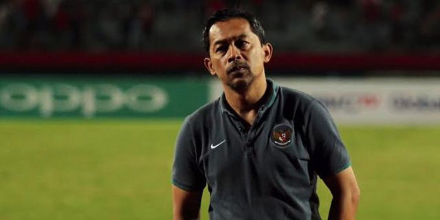 Aji Santoso Tantang BS Buktikan Dugaan Mafia Bola Timnas U-23