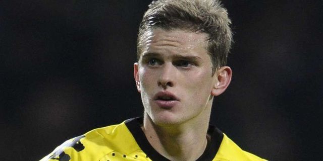 Arsenal Ikut Antri Dapatkan Tanda Tangan Sven Bender