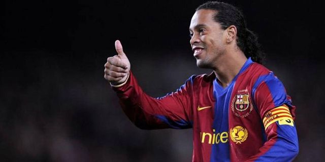 Edmilson: Sukses Barcelona Berkat Ronaldinho 