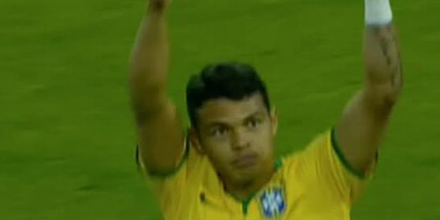 Thiago Silva Dedikasikan Gol untuk Neymar 