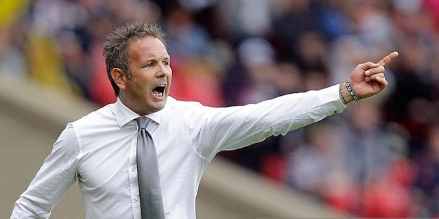 Mihajlovic Siap Kembalikan Milan ke Papan Atas