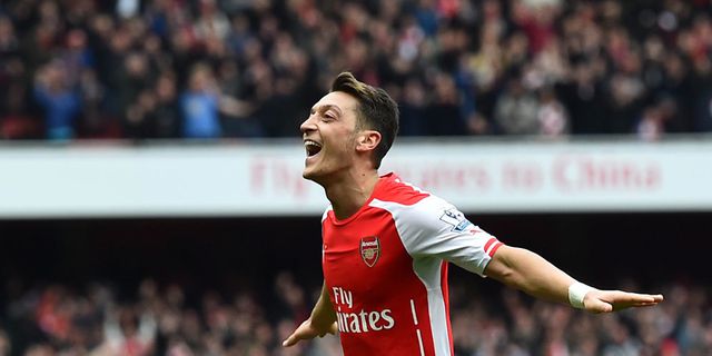 Legenda Arsenal Sebut Ozil Pemain Kelas Dunia