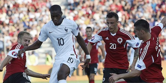 Kondogbia Yakin Bisa Berkembang di Serie A Kondogbia Yakin Bisa Berkembang di Serie A
