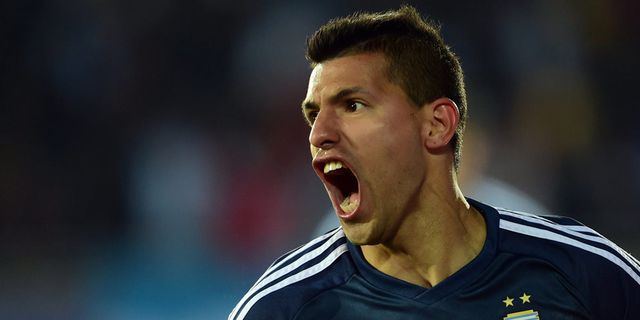 Aguero Tak Pedulikan Rumor Madrid