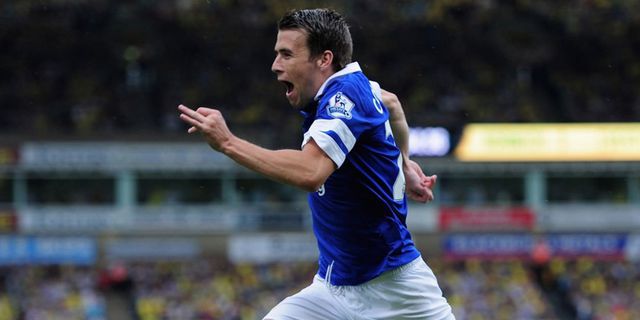 Coleman Tak Dilepas ke Manchester United