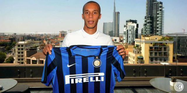 Inter Tuntaskan Transfer Miranda