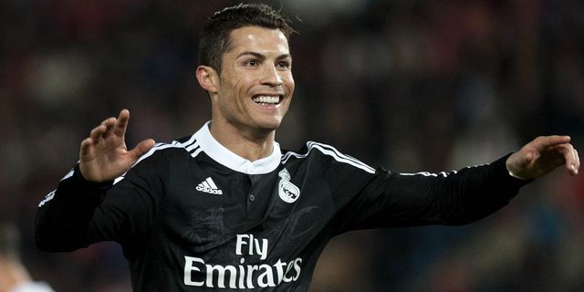 Trofi Ronaldo Bakal Safari Keliling Portugal 