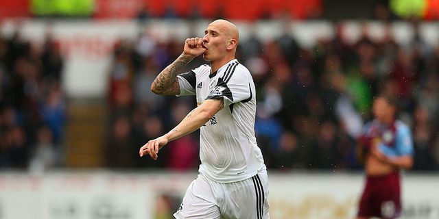 Swansea Perpanjang Kontrak Jonjo Shelvey