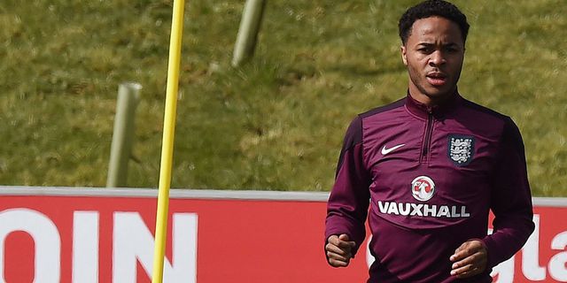 Pancing Emosi Liverpudlian, Sterling Banjir Makian