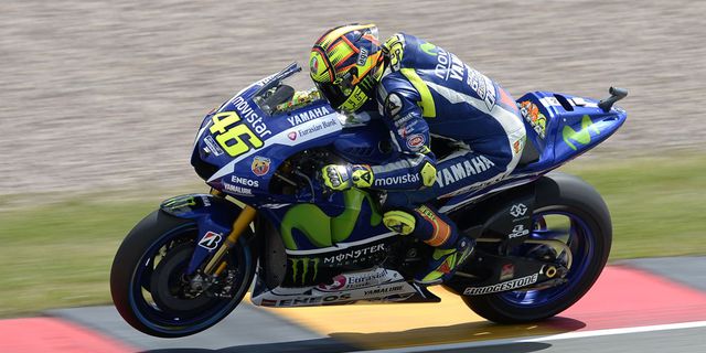 Rossi Beber Alasan Ogah Remehkan Marquez Rossi Beber Alasan Ogah Remehkan Marquez