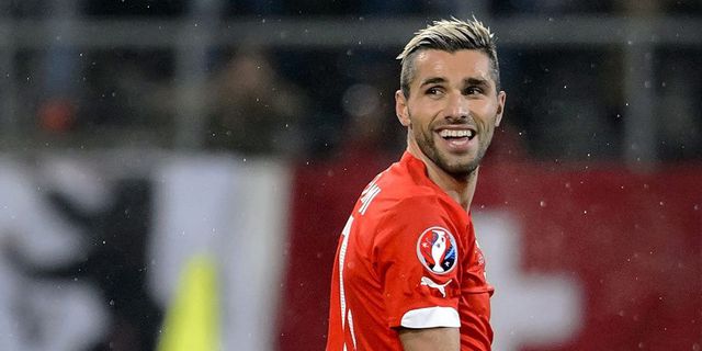 Behrami Resmi Gabung Watford