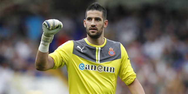 Espanyol Kembali Pancing Madrid Naikkan Tawaran Casilla