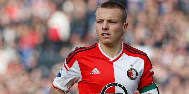 'Clasie Adalah Pengganti Sempurna Schneiderlin' 'Clasie Adalah Pengganti Sempurna Schneiderlin'
