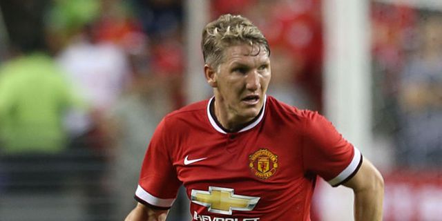 Schweinsteiger Terancam Absen di Awal Musim