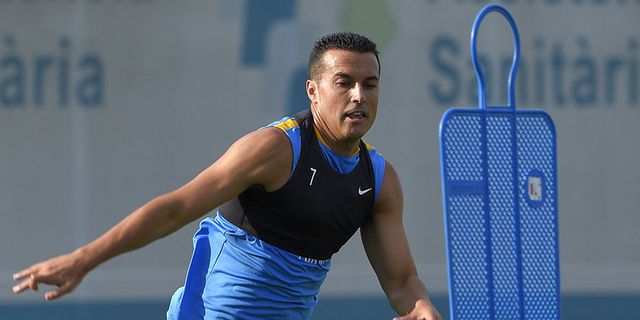 Enrique Berharap Pedro Bertahan di Barca