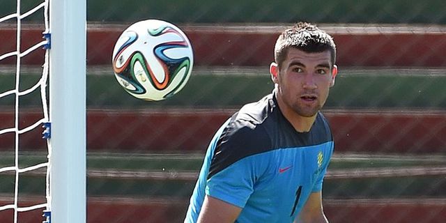 Kiper Valencia Ingin Ikuti Jejak Casillas