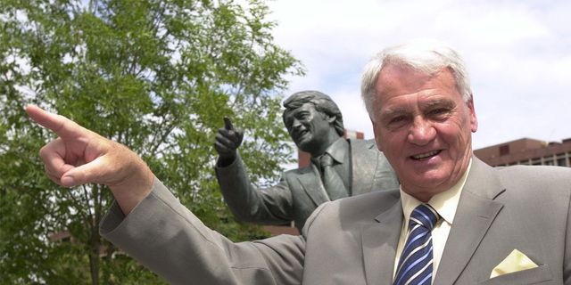 On This Day: Meninggalnya Sir Bobby Robson