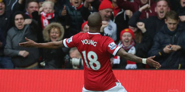 MU Tawarkan Kontrak Tiga Tahun untuk Ashley Young?