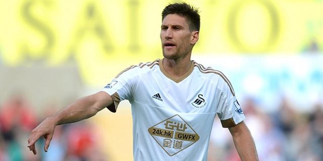 Bek Swansea Ini Ingin Beri Chelsea Masalah