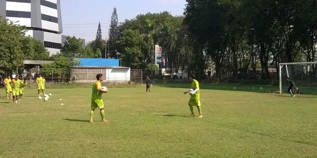 Jajal Persekap, Persebaya Coba Skema Baru