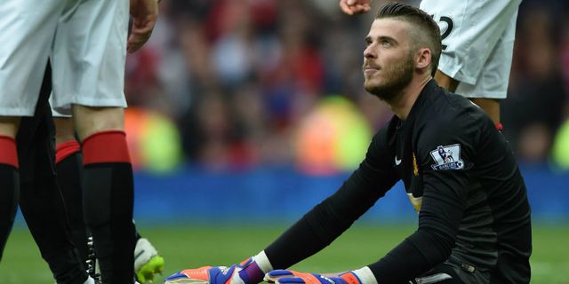 Hadapi Aston Villa, Louis van Gaal Coret David de Gea Lagi