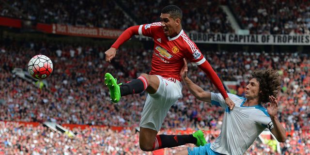 Smalling Kecewa Gagal Taklukkan Newcastle