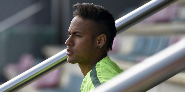 Ini Dia Satu Lagi Faktor Penghalang Neymar ke MU