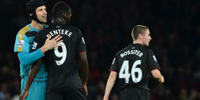 Mainkan Rossiter, Liverpool Terima Pujian Carragher