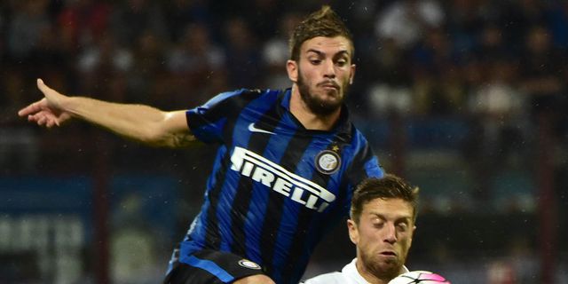 Agen Pastikan Santon Bertahan di Inter Agen Pastikan Santon Bertahan di Inter