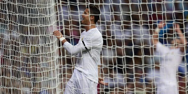 Ronaldo Masih Mandul, James Santai