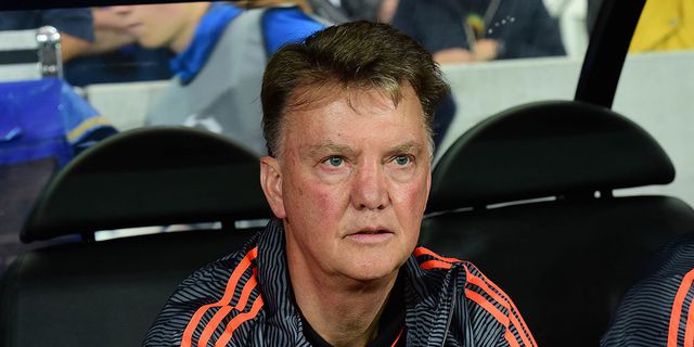 Ian Wright: Taktik Van Gaal di MU Tak Karuan 