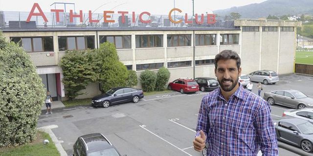 Athletic Bilbao Resmi Dapatkan Raul Garcia