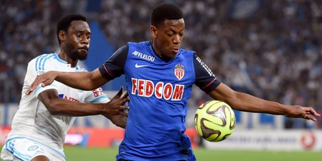 Martial Dibeli Mahal Oleh MU, Publik Prancis 'Speechless'